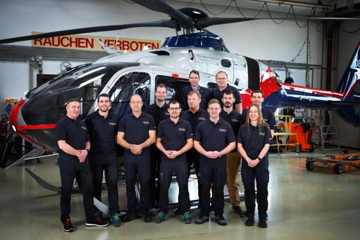 Verschiedene Mitarbeiter:innen der Flugpolizei Wien