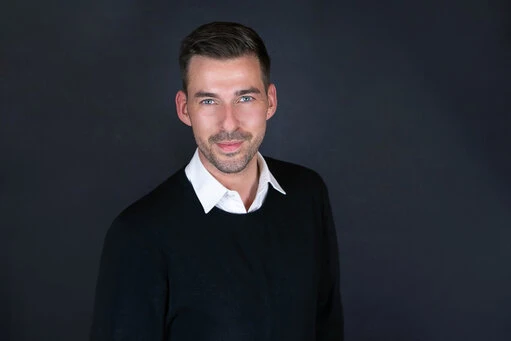 Porträts von verschiedenen Personen