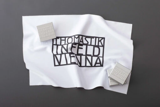 Produktbilder der Saitenmanufaktur in Wien