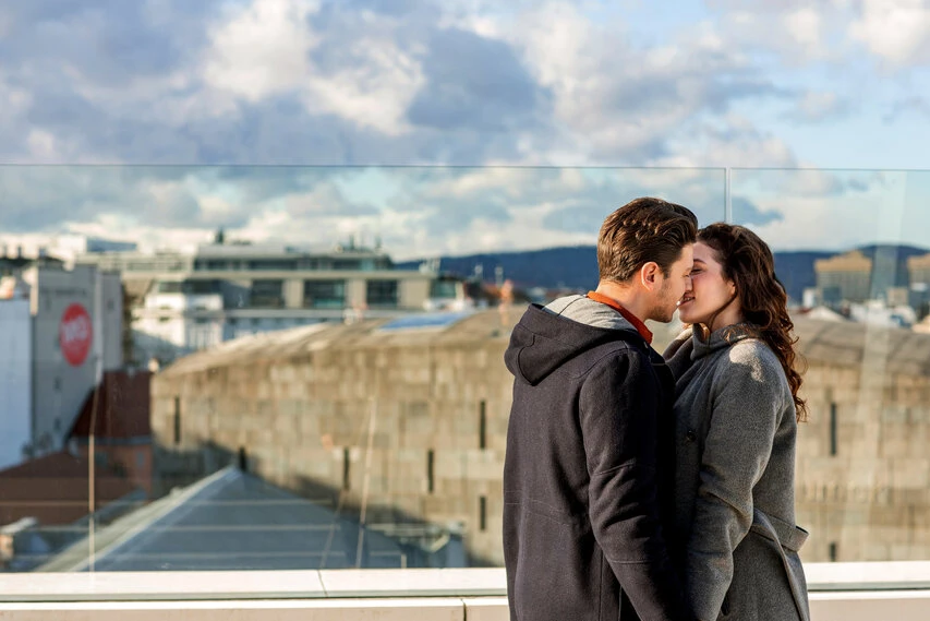 Shooting für ein Gewinnspiel des MQ Wien mit dem Magazin MISS für die erste Hochzeit in der MQ Libelle